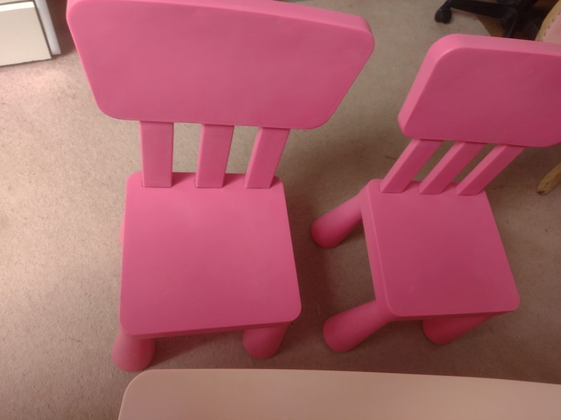 IKEA stolik i 2 krzesełka