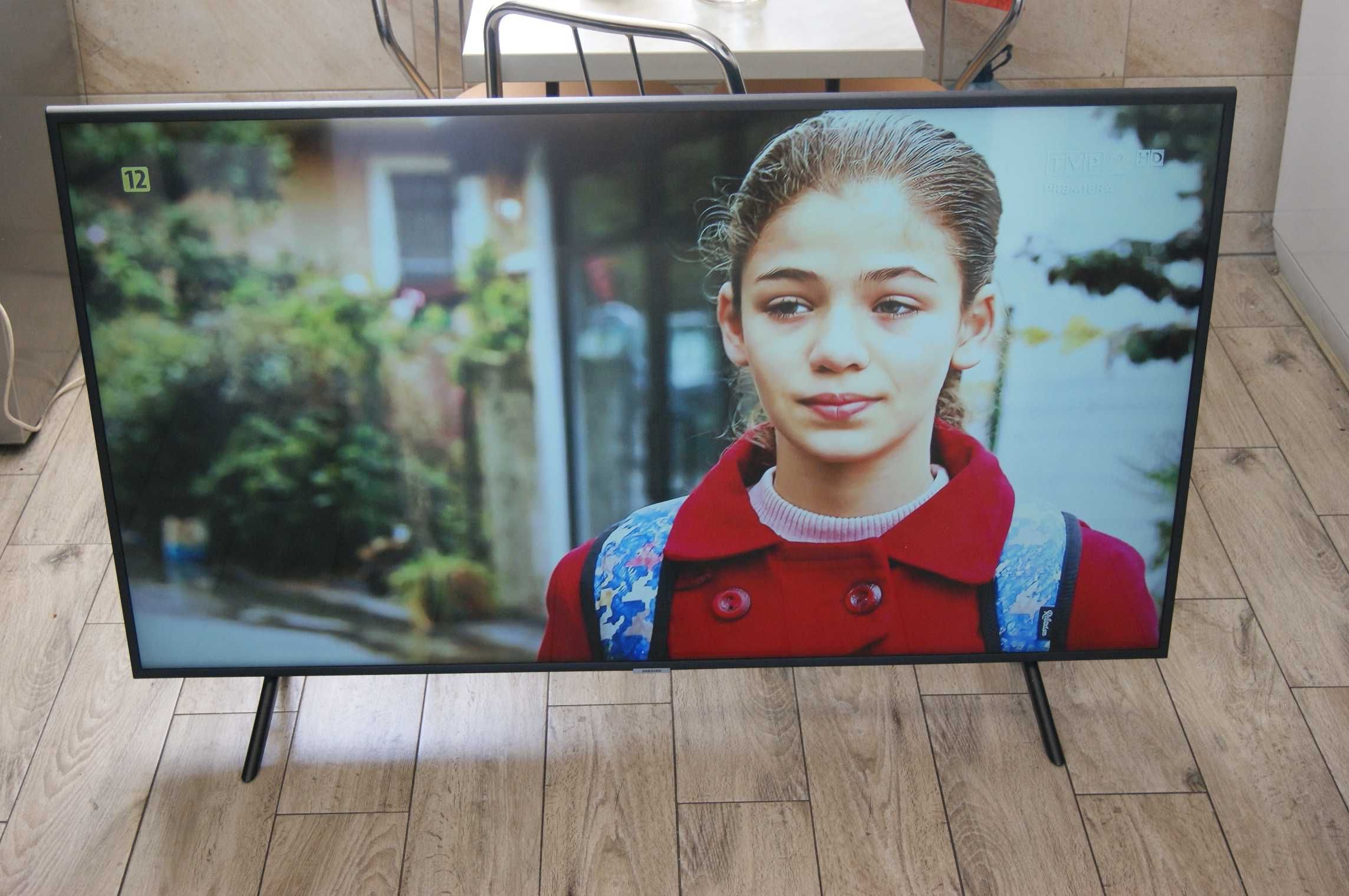 Telewizor LED 49 Samsung UE49NU7102 4K DVBT2 HDR 10+ Smart Tizen