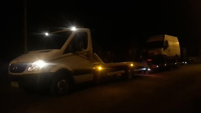 Laweta 24/7  Tani Transport Aut maszyn Pomoc Drogowa