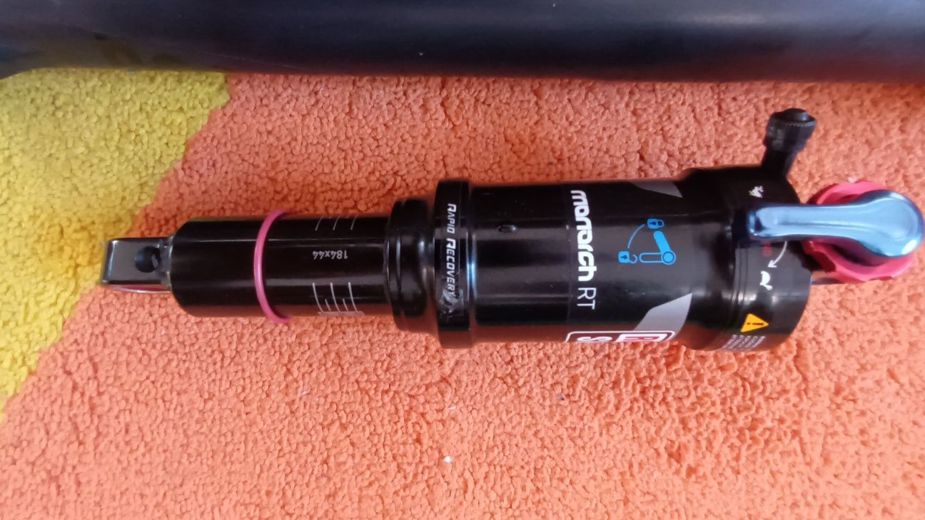 Rockshox Reba RL 120mm 29 15x100 + Rockshox Monarch RT 184x44mm