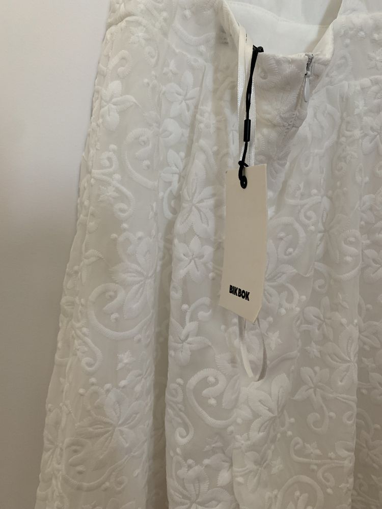 Piękny kombinezon boho Bik Bok 34 XS koronkowy odkryte plecy