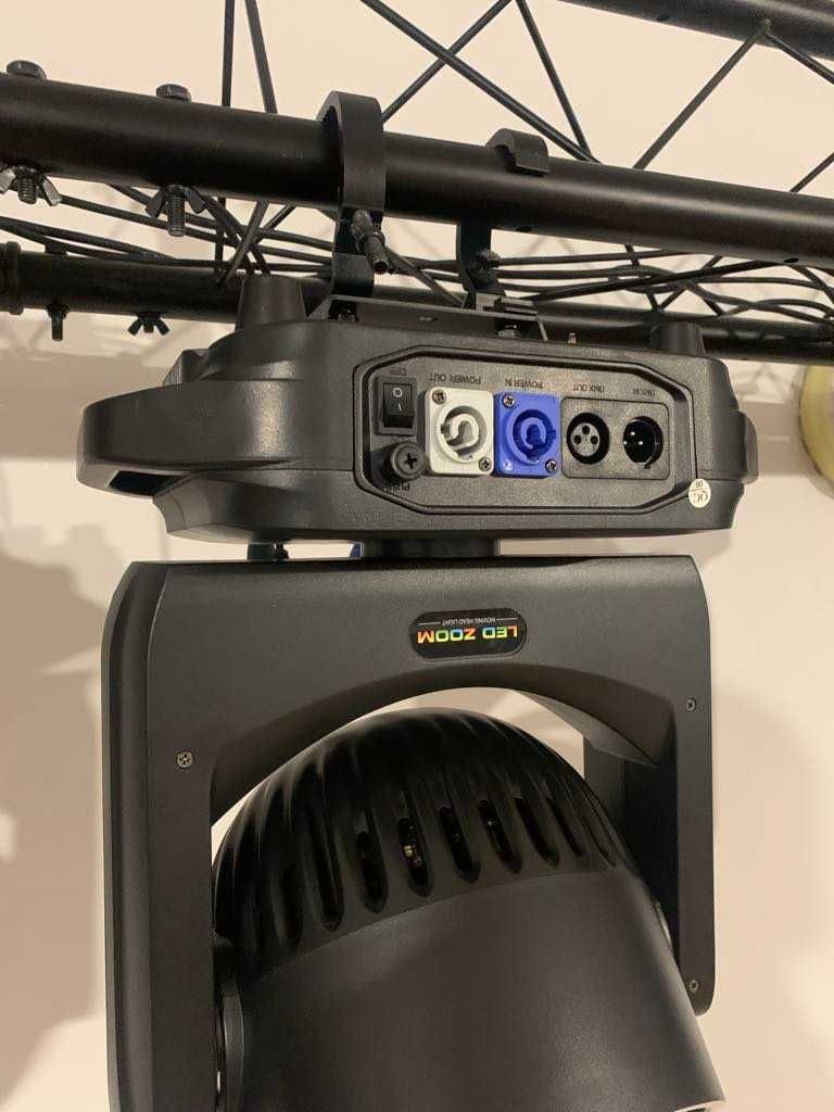 Głowy ruchome 19 LED Wash Ring
