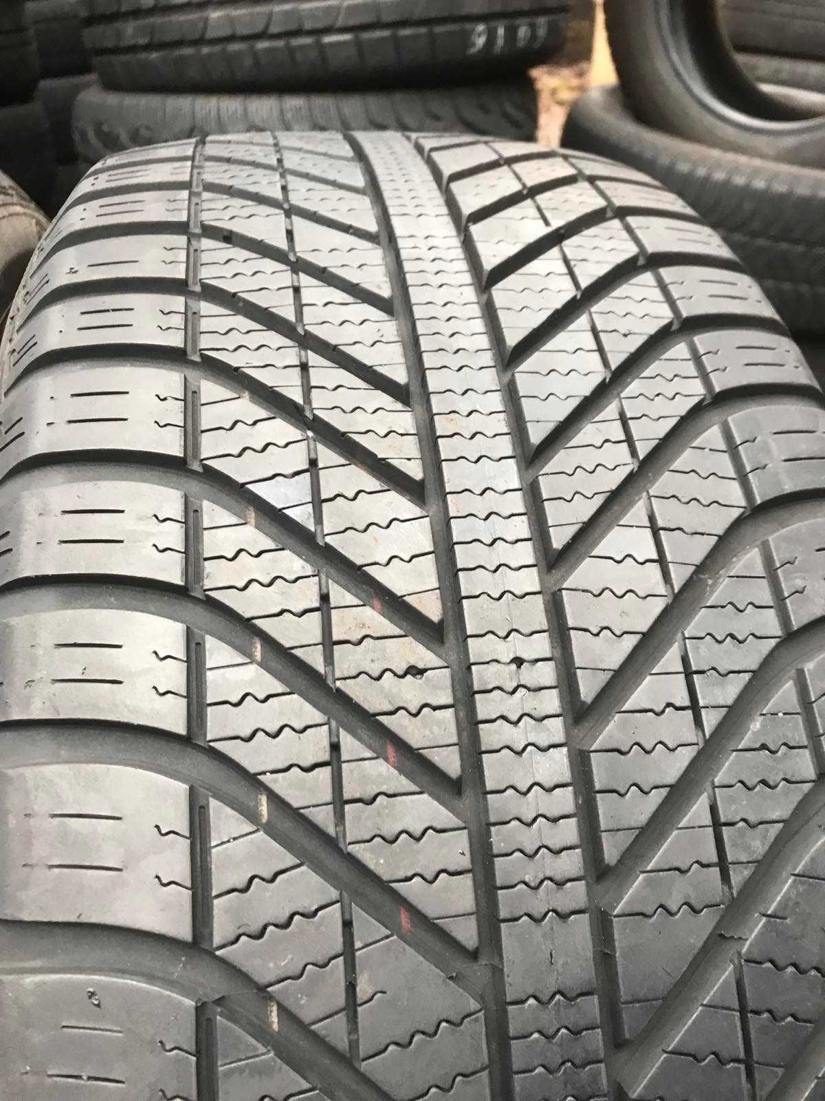 Шини 225/50r17 Goodyar Пара  б/у склад Оригінал