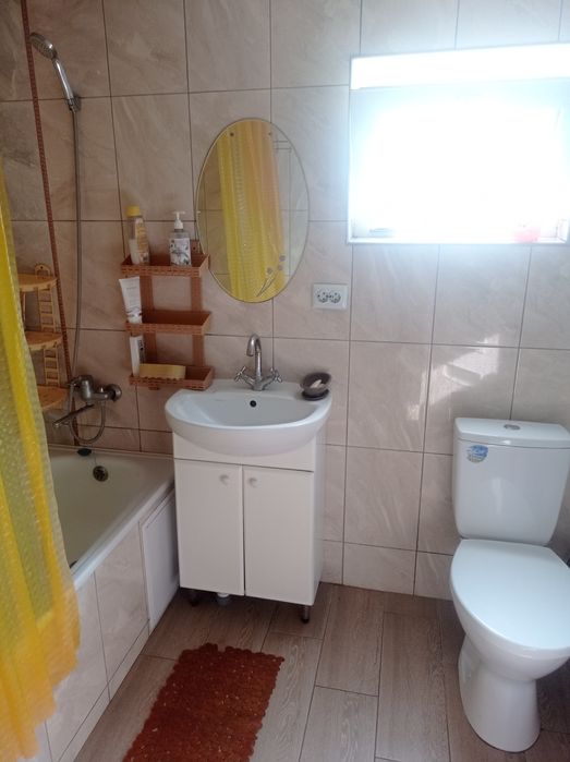 Здам койко-місце для дівчини-студентки