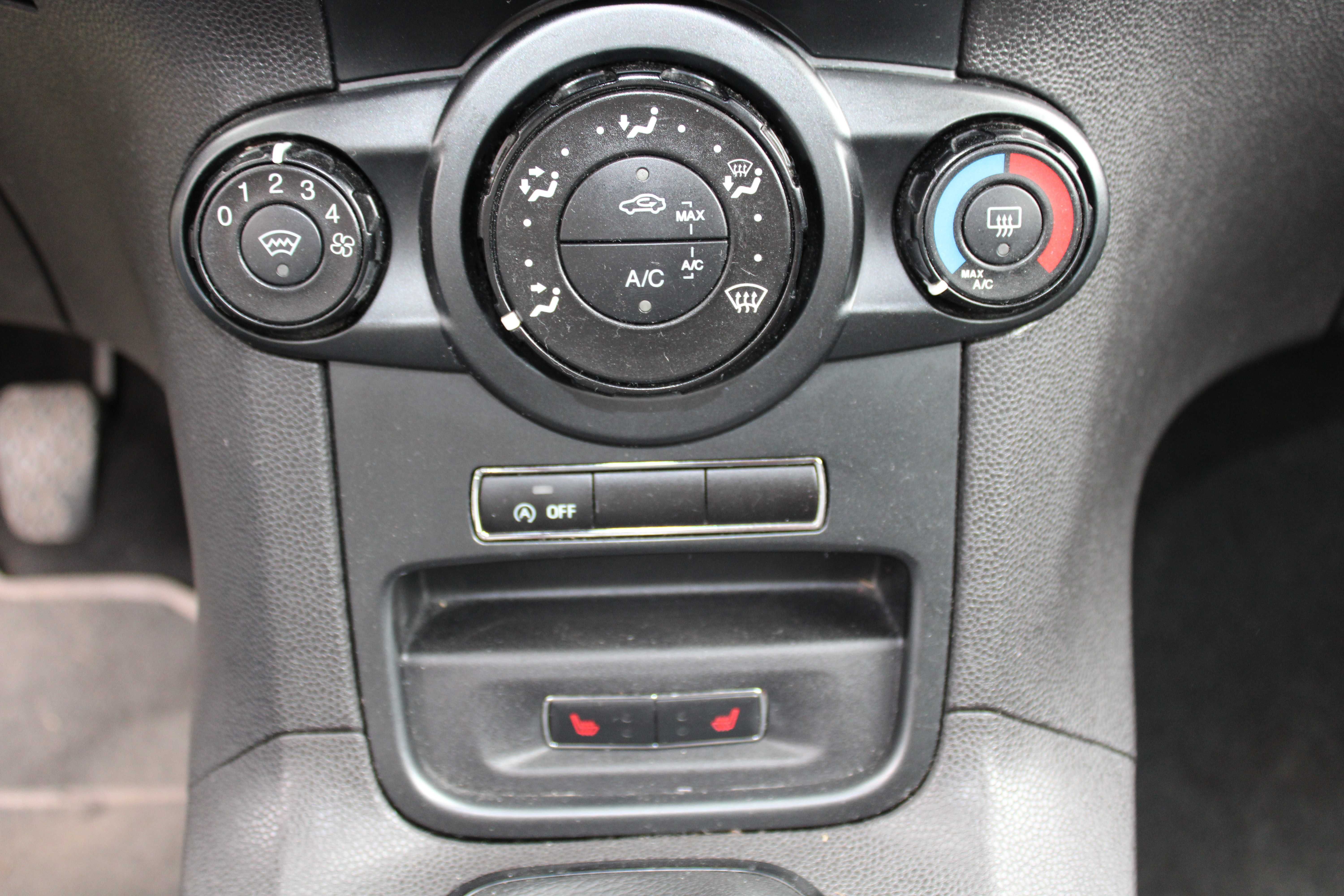 Ford Fiesta Mk7 Cała w Oryginale Nowy Rozrząd