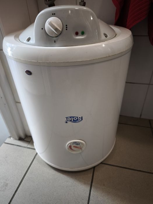 Elektryczny bojler pojemnościowy ogrzewacz wody 50L SOLEI