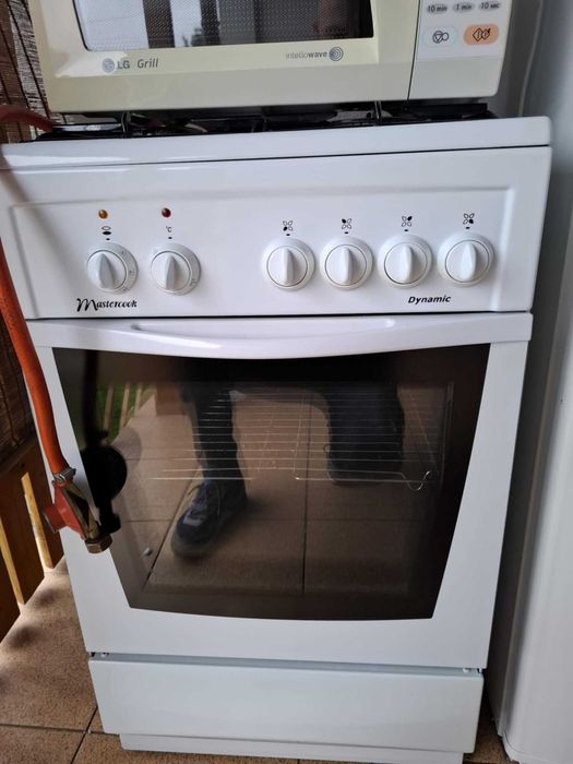 Kuchnia gazowa biała