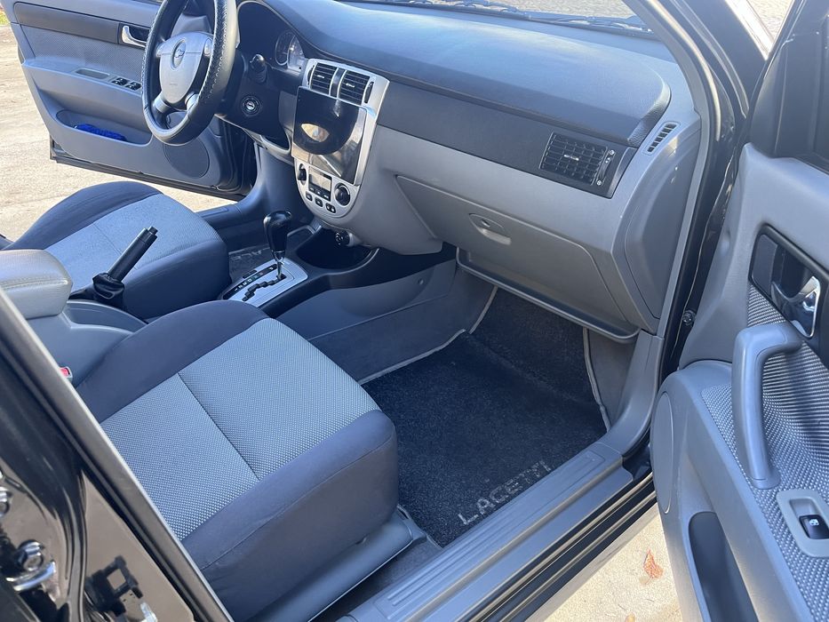 Продам Chevrolet Lacetti 1.8 АКПП