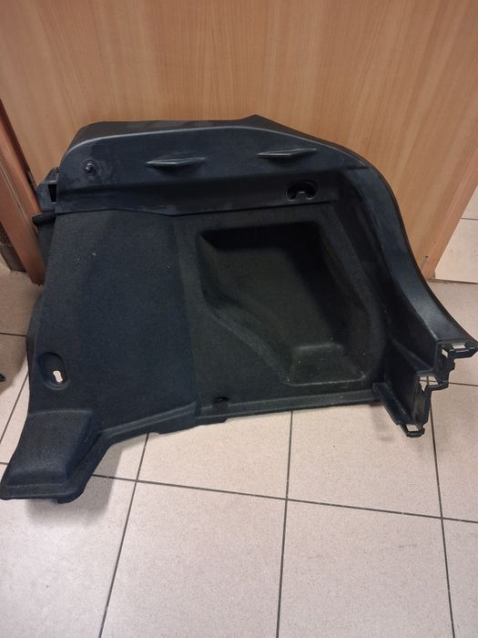Boczki bagażnika toyota c-hr