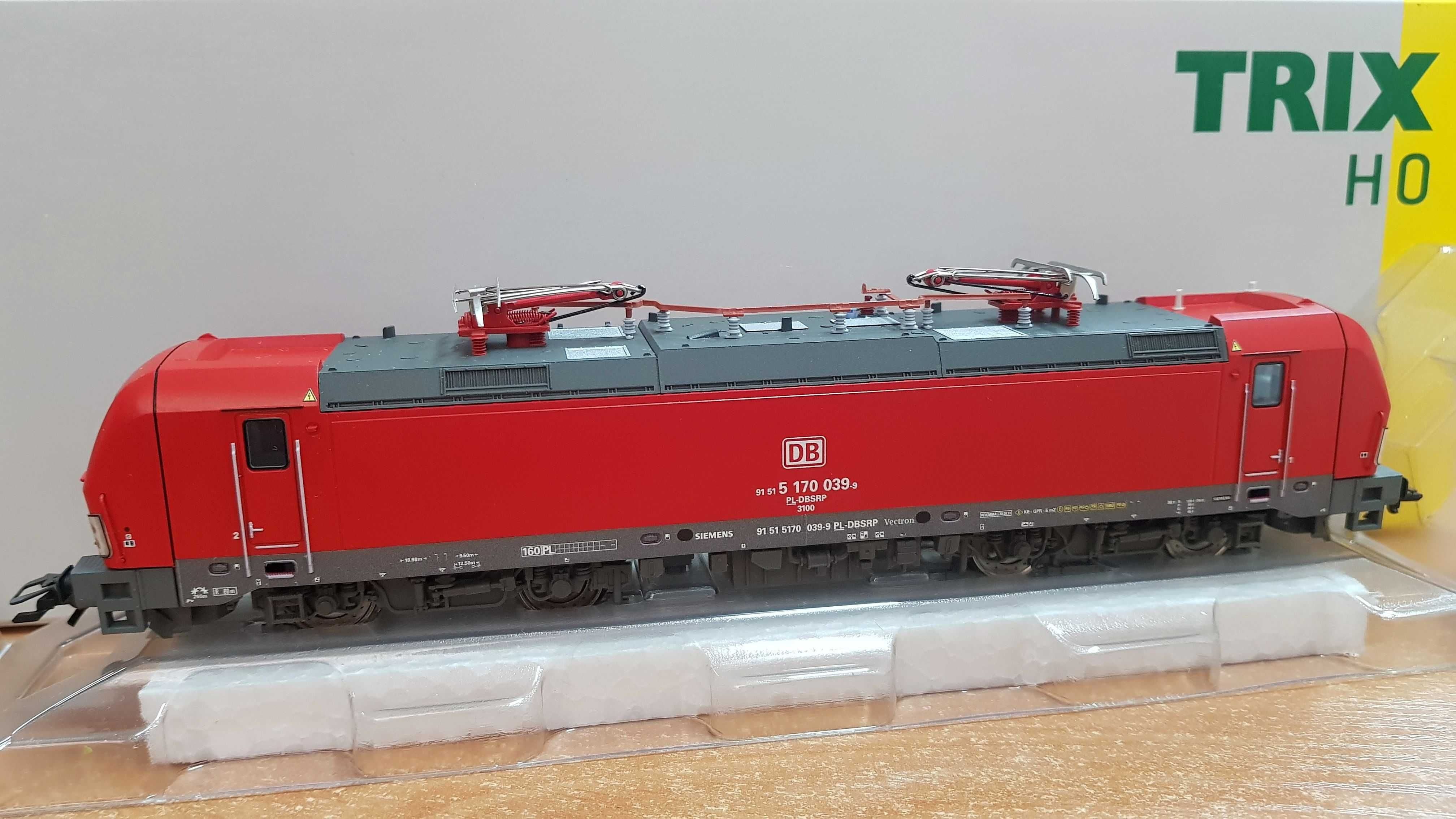 Elektrowóz BR 170 DB Schenker Rail H0 Trix 22283