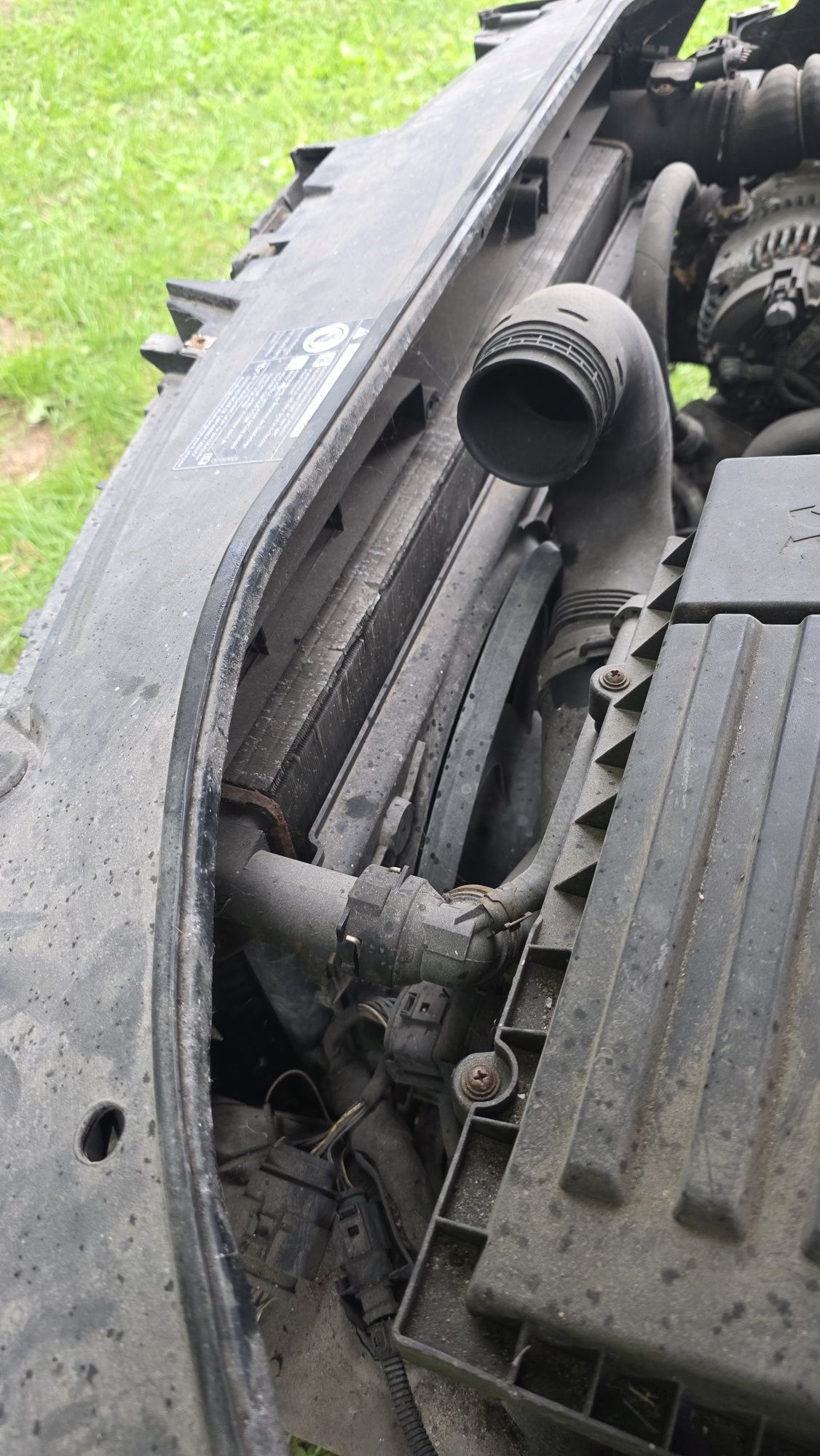 Pas Przedni Chłodnice Wentylator Passat B6 2006r 1.9 tdi 105km