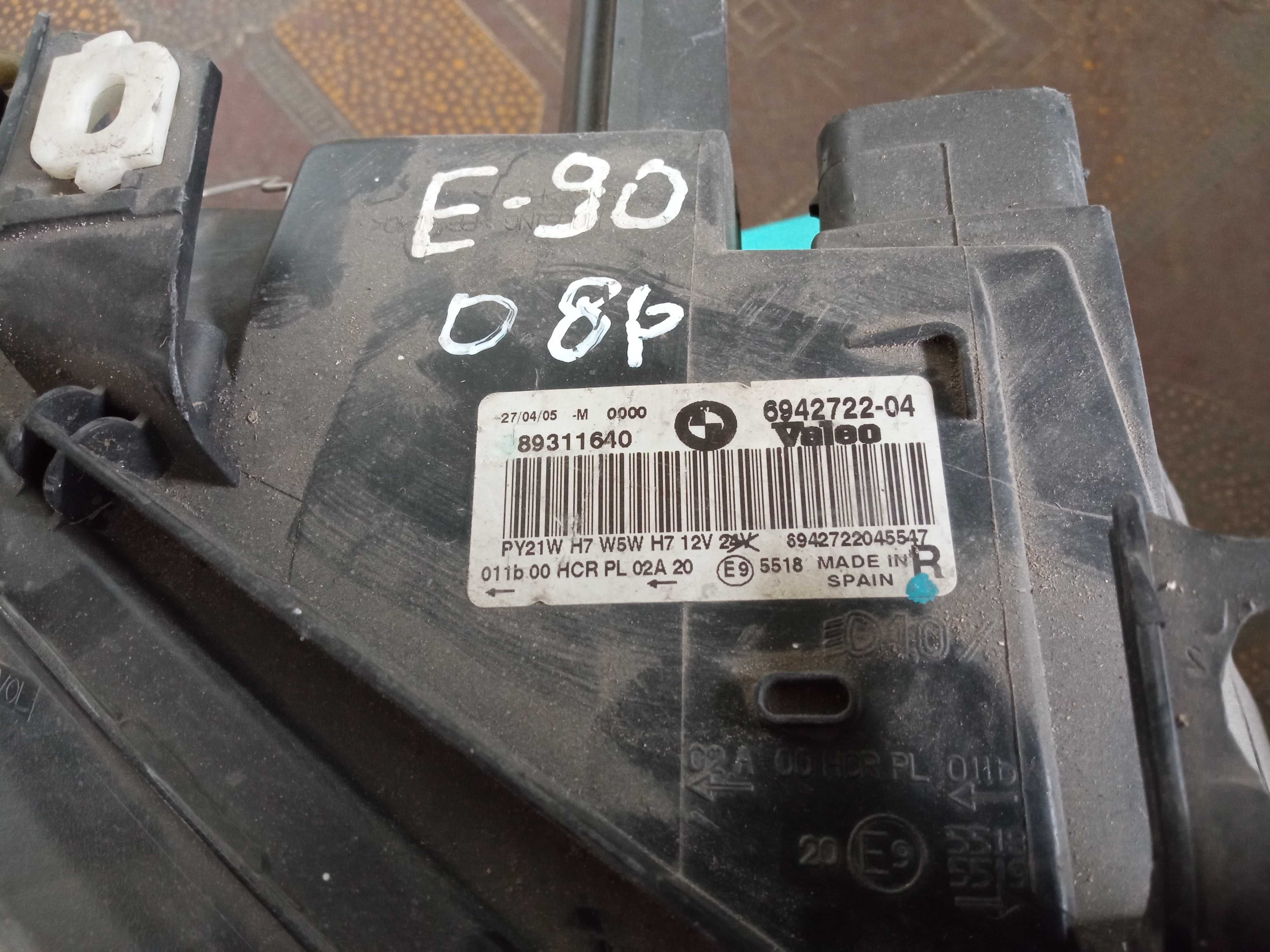 Фара фари передні BMW 3 Series E90 E91 05-08 Valeo 89311640 6942722-04
