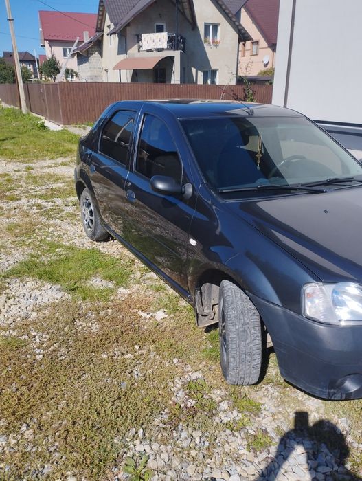 Автомобіль dacia logan