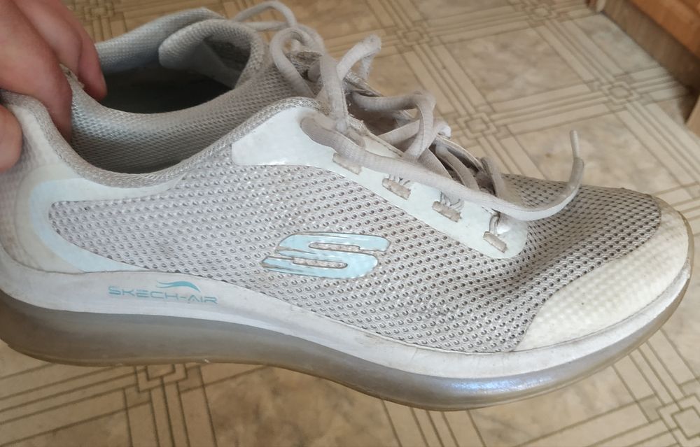 Мужские кроссовки, с нюансами.