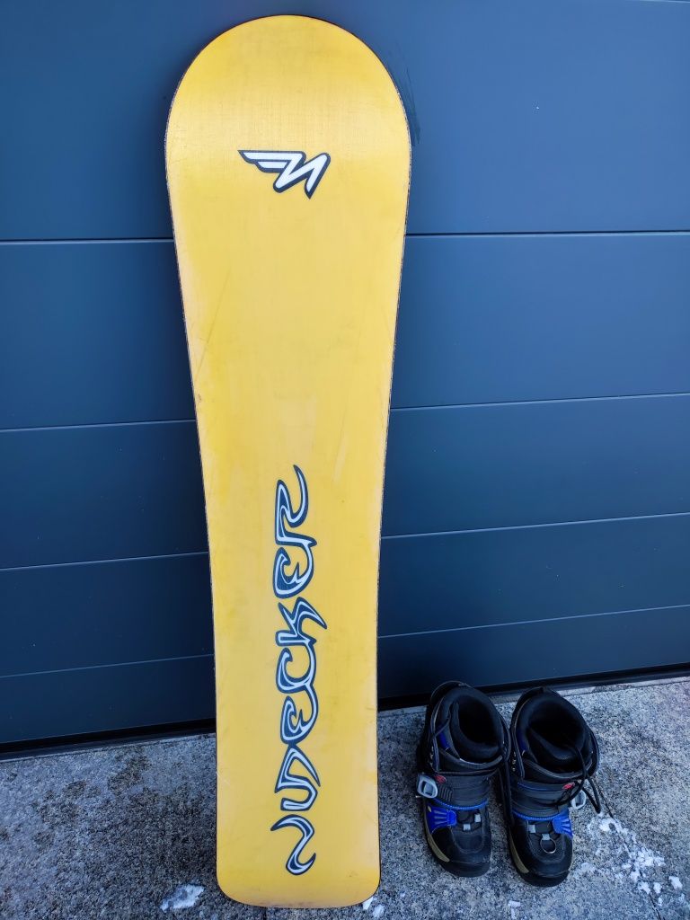 Deska snowboardowa z butami