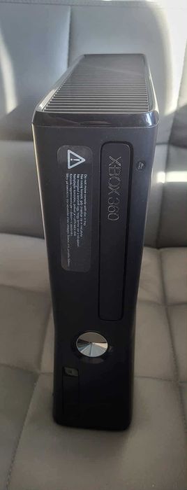 Konsola Xbox 360 slim RGH 3.0