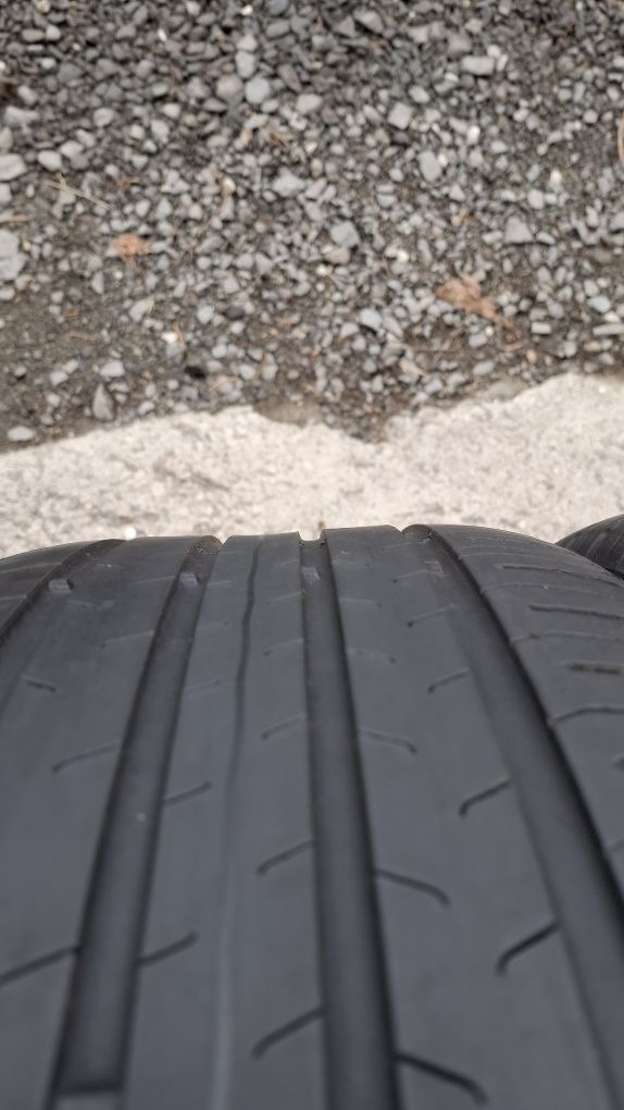 Continental 235/45 R18 EcoContact Na Sezon