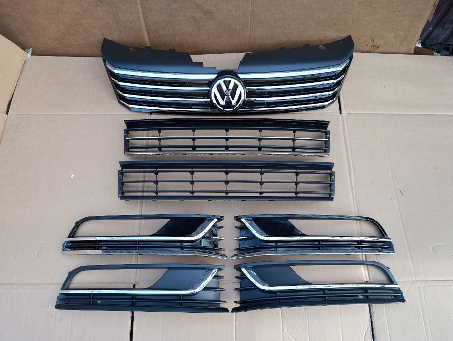 Решітка радіатора Volkswagen Passat b7 решетки в бампер пассат б7