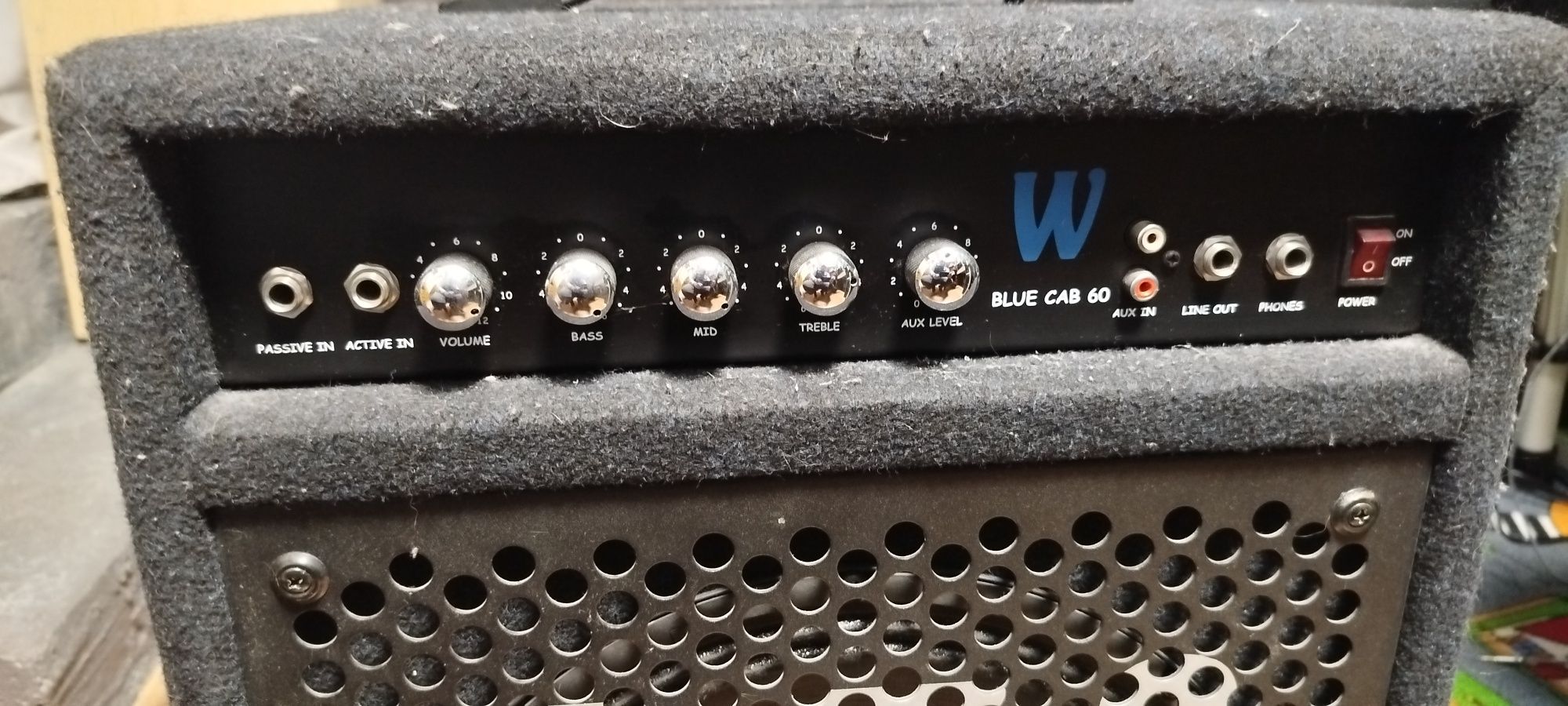 Wzmacniacz basowy warwick blue cab 60w