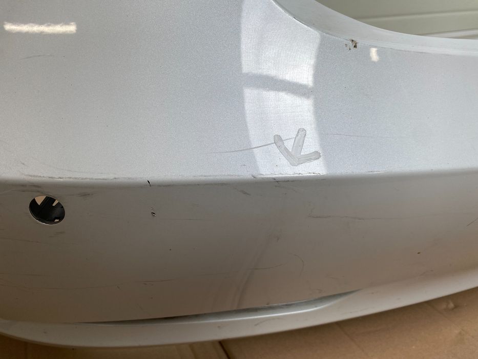 TESLA Model 3 III Zderzak Tył Tylny PDC 2017-