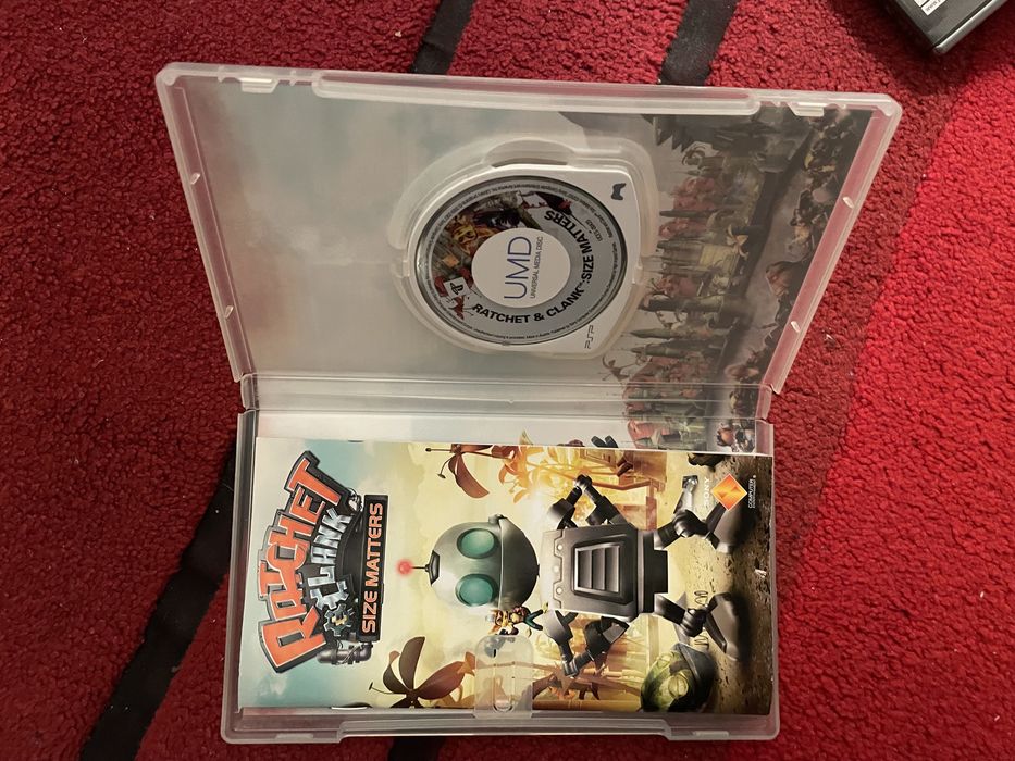 Jogo Ratchet and Clank para a PSP