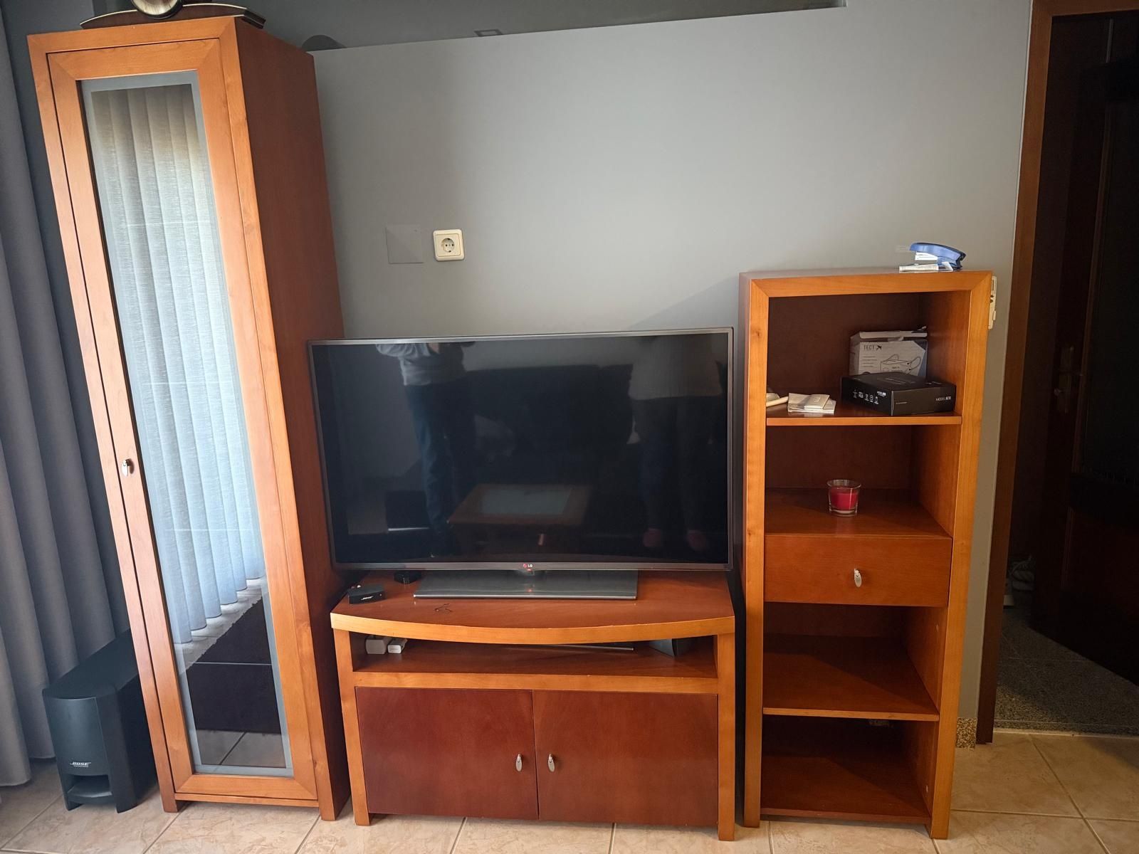 Móvel Sala madeira cerejeira  + mesa centro
