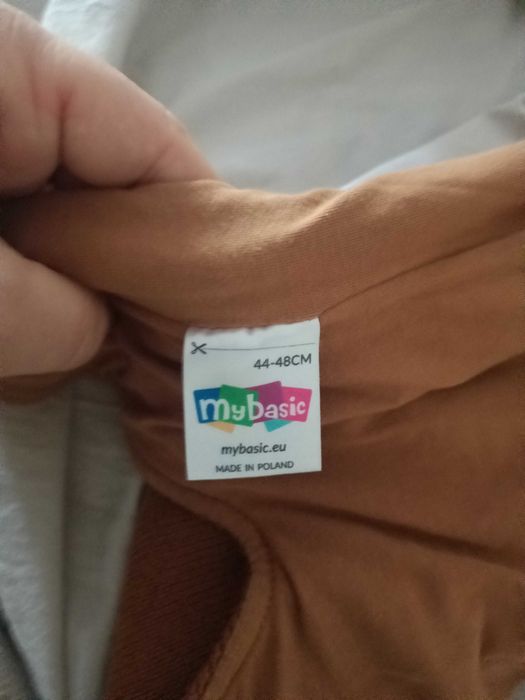 Karmelowa kominiarka z wełny merino niemowlęca