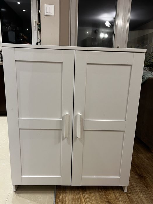 Biała szafka Ikea