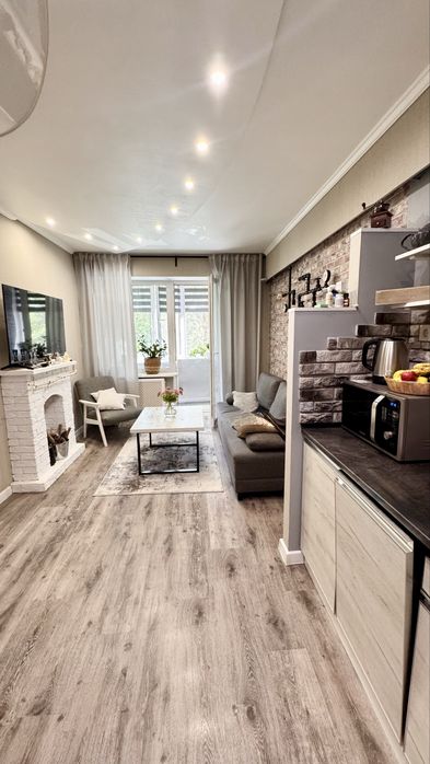 Продам квартиру  новострой проспект Независимости