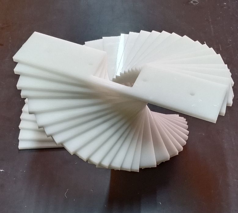 Скребки конвейерные,транспортёрные,элеваторные.