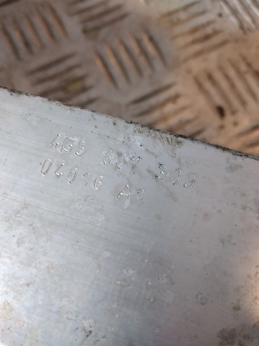 Audi a6 c7 belka zderzaka tył