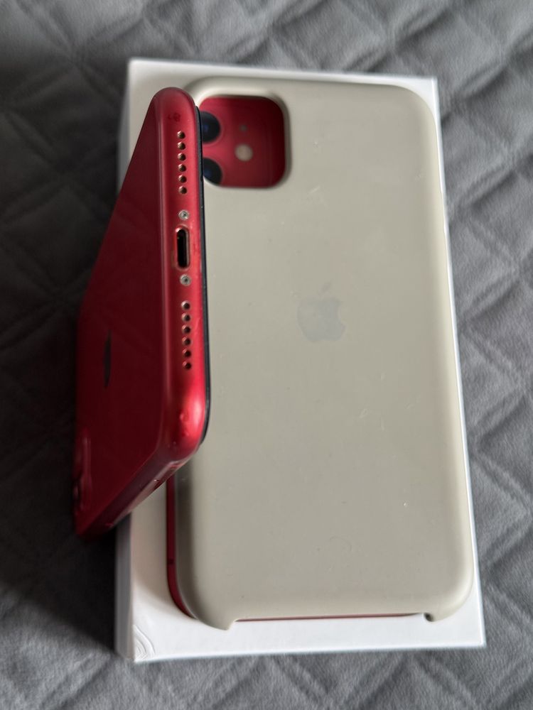 Apple iphone 11/64 Red