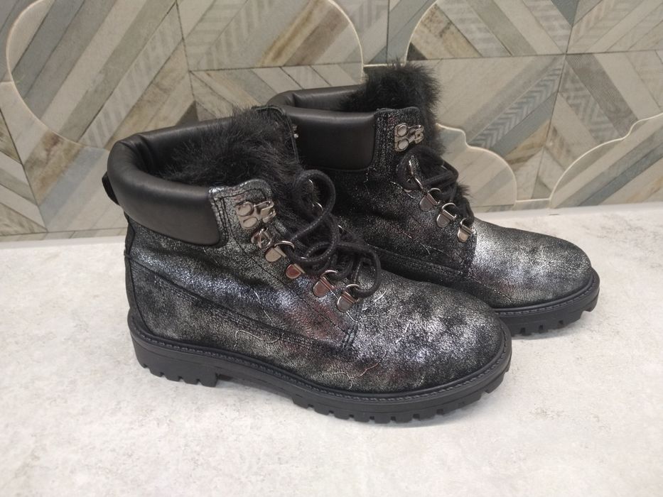 Guess/buty zimowe/nowe/czarne+srebrne/futro/ roz 36