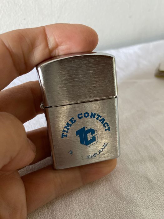 Isqueiro tipo zippo