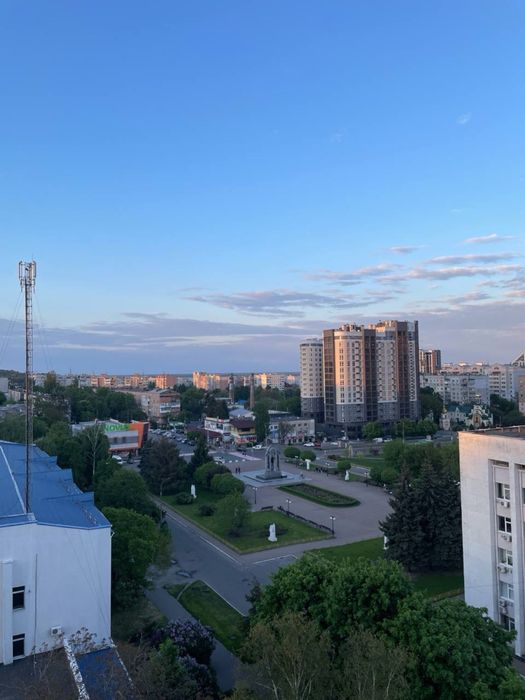 Здам 2 кім квартиру в центрі біля мерії