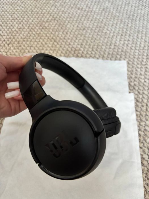 Навушники Jbl tune 520BT