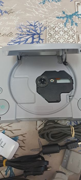 PS1 Fat modelo 9002 como novo