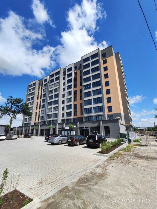 Продаж 3-х кімнатної квартири у зданому будинку