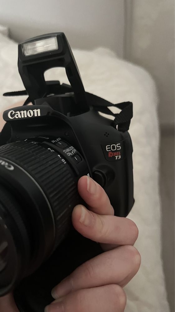Фотоапарат Canon rebel t3