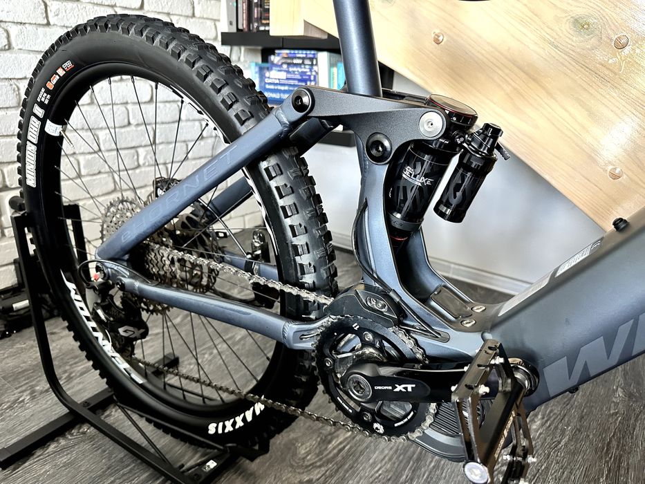 Rower elektryczny WHEELER E-HORNET 50cm XL