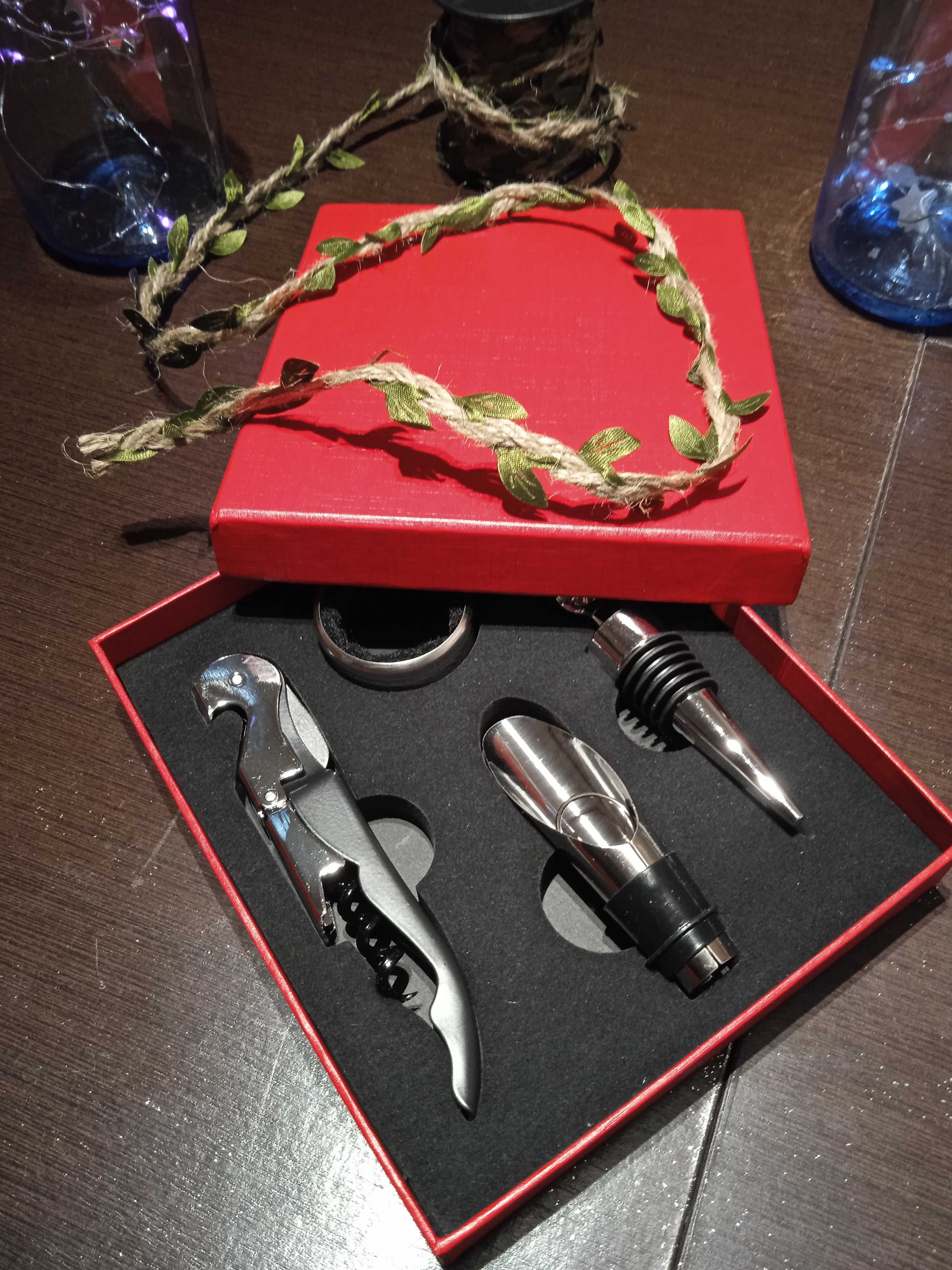 Conjunto de Acessórios para Vinho em Aço Inoxidável com 4 Peças