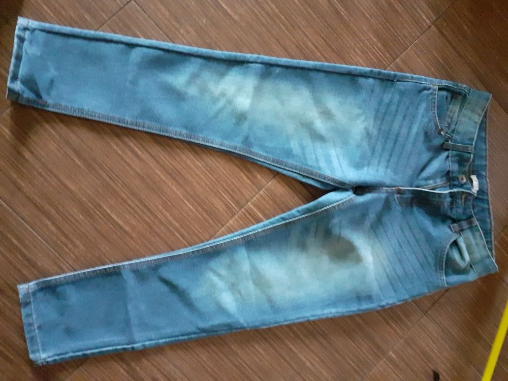 Spodnie wycieruchowe dla chłopaka roz 152 w kolorze niebieskim