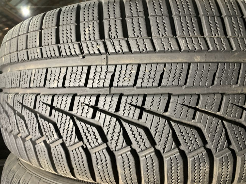 Шини б/в зимові 255/65 R16 Hankook Winter i*cept Evo2 SUV