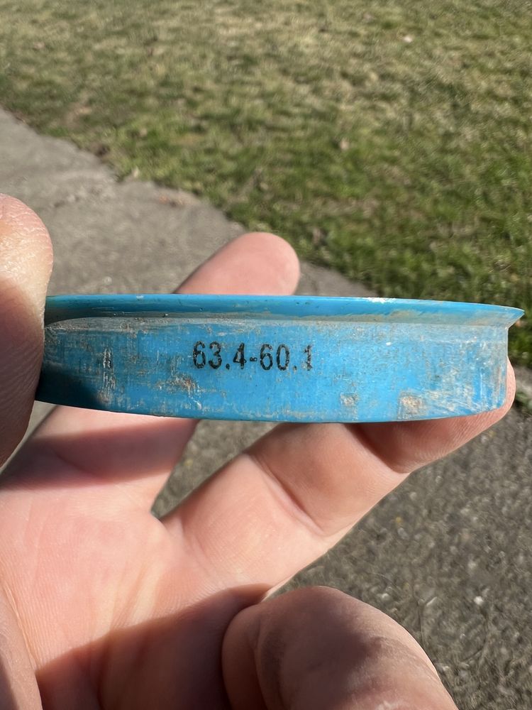 Рено логан Диски 4/100 6jx15h2 et38 dia 60.1 - 63.4