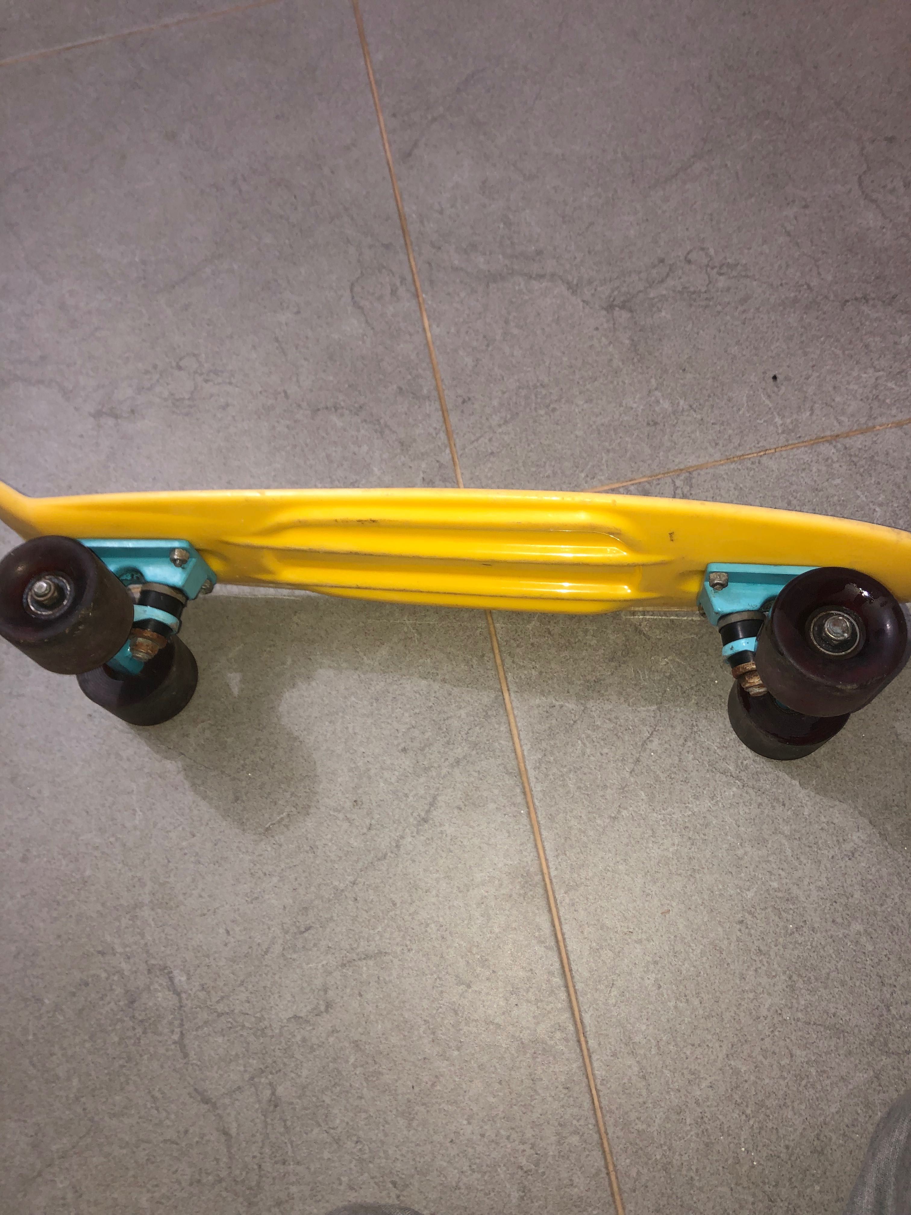 Vendo skate, pouco usado