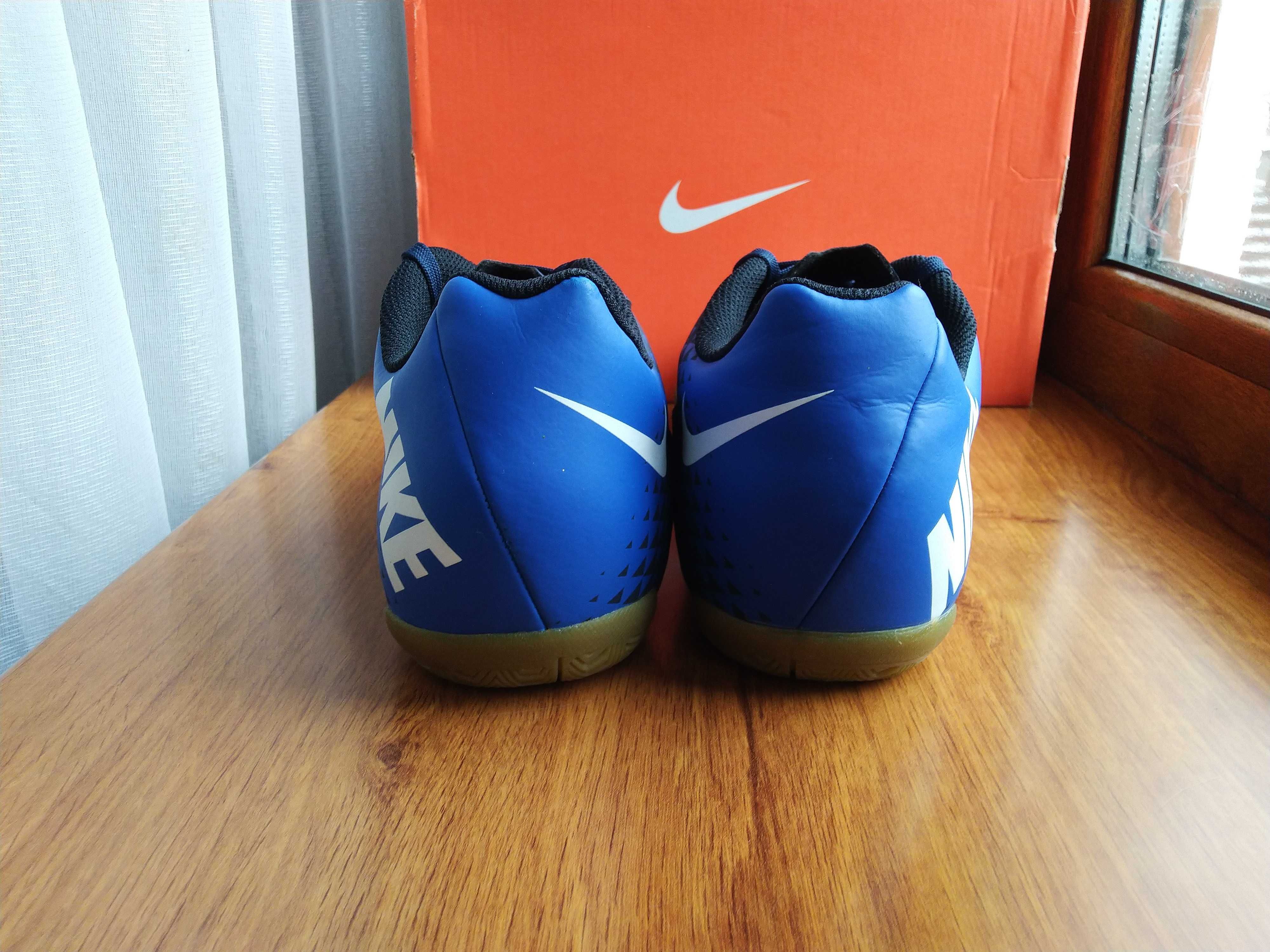 Футзалки 40 (41) Nike. Оригінали. (копочки кроссовки)