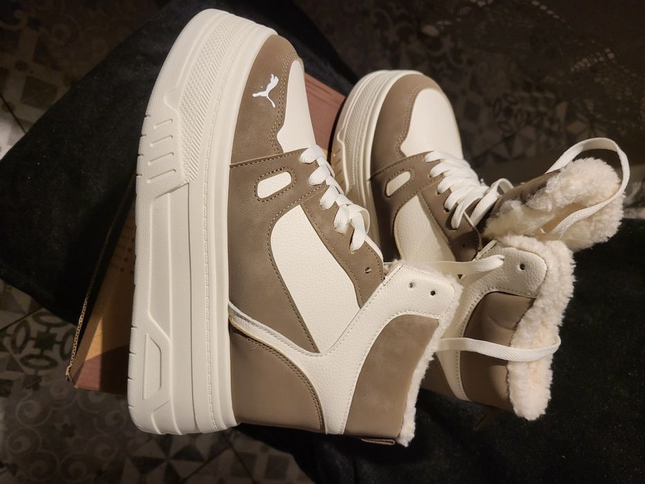 Buty  damskie   ocieplane  nr 38