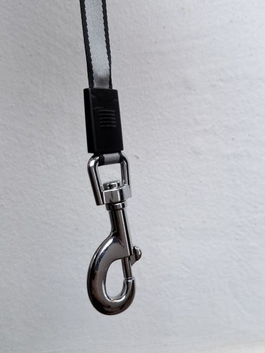 Trela para pets, Novo nunca usado