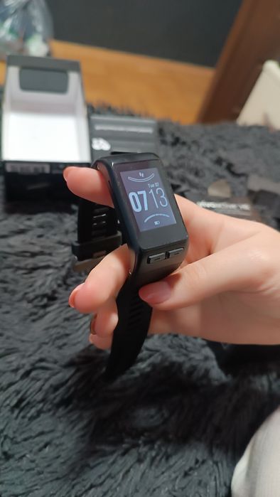 Смарт годинник vívoactive HR Garmin