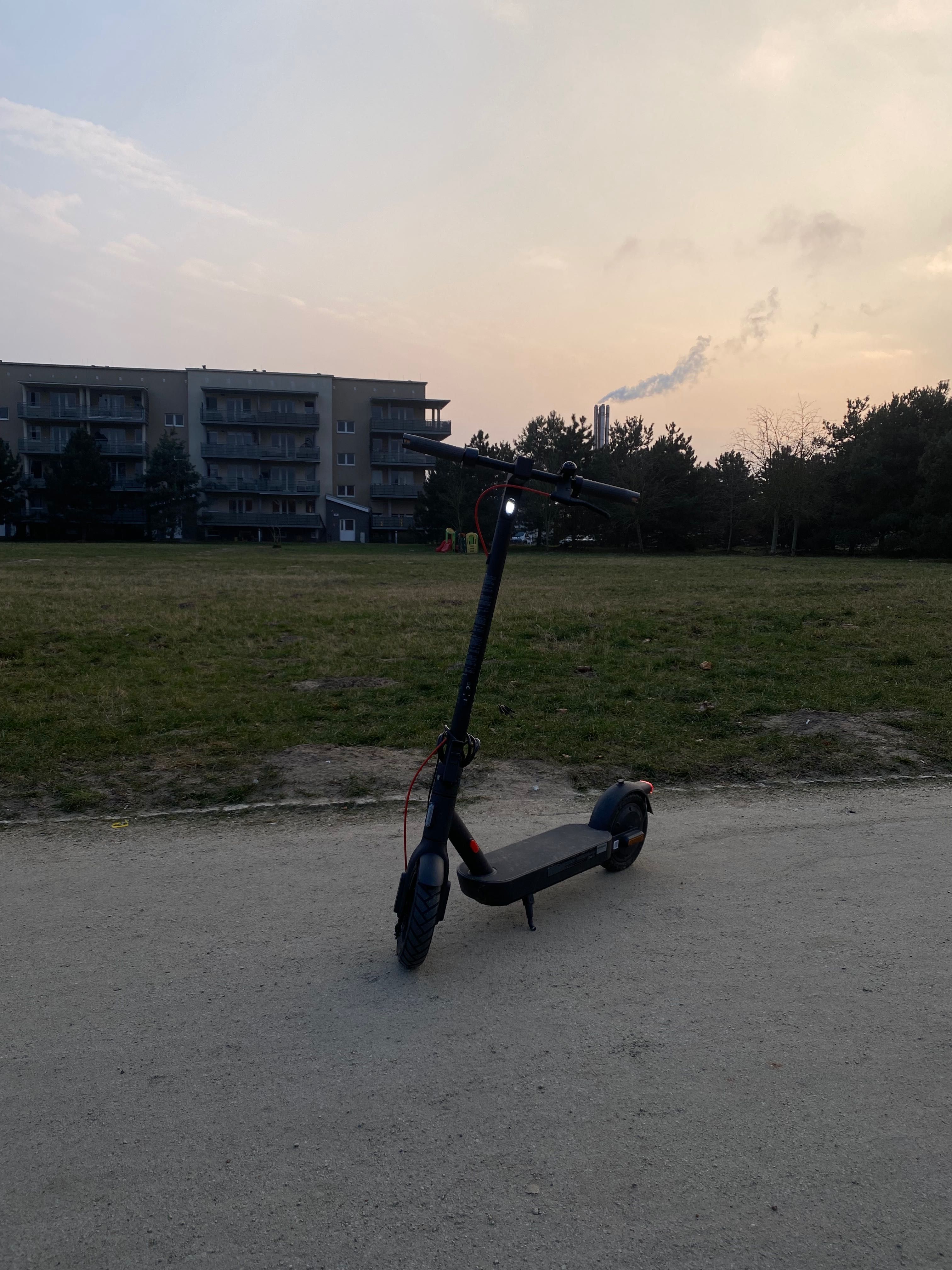 Xiaomi 4 Pro skuter elektryczny na sprzedaż (używany)